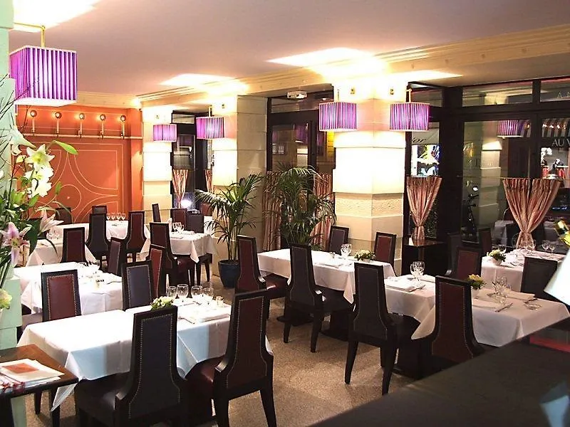 De Castiglione 4* Paříž