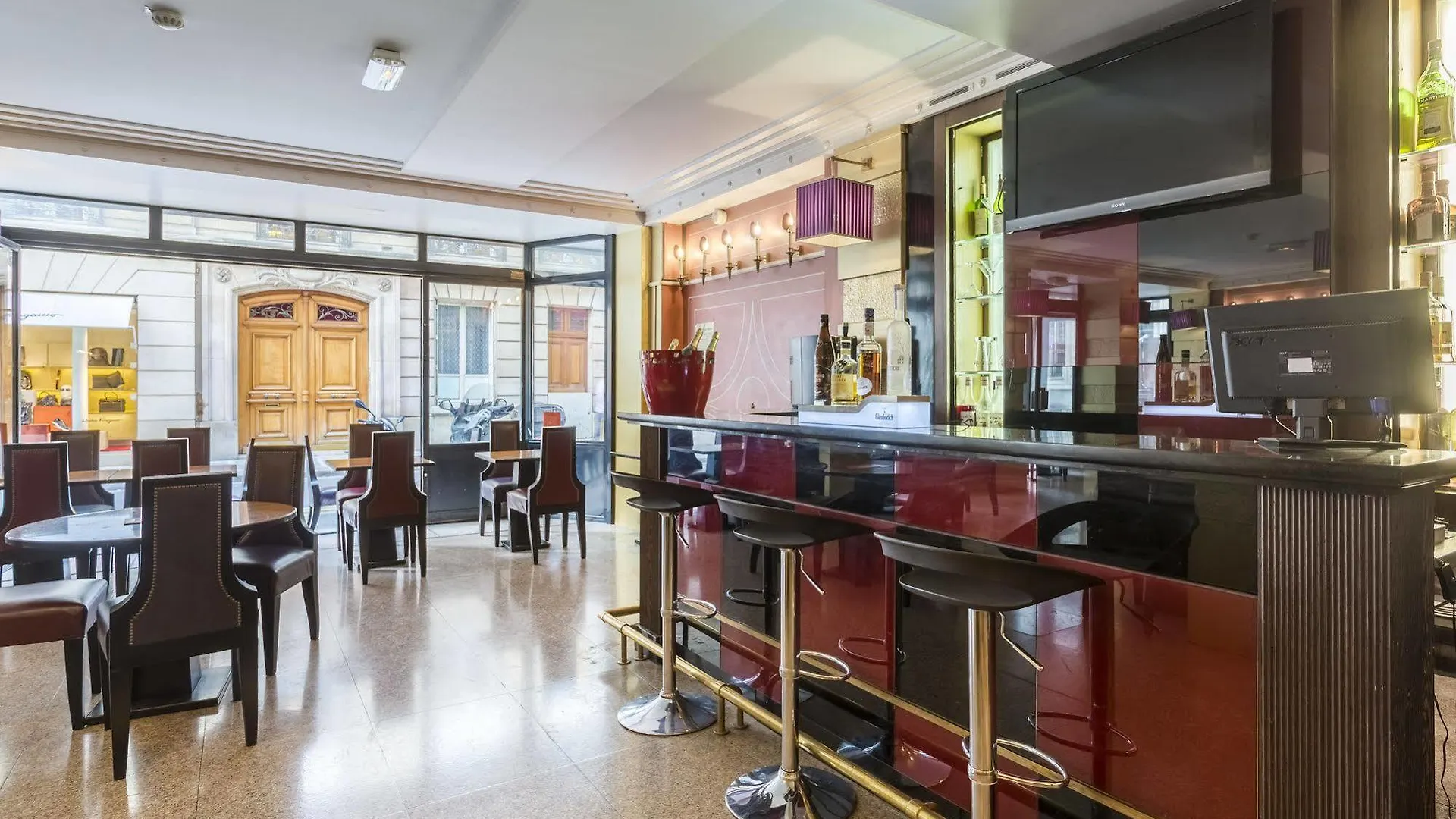 De Castiglione Hotel 4*